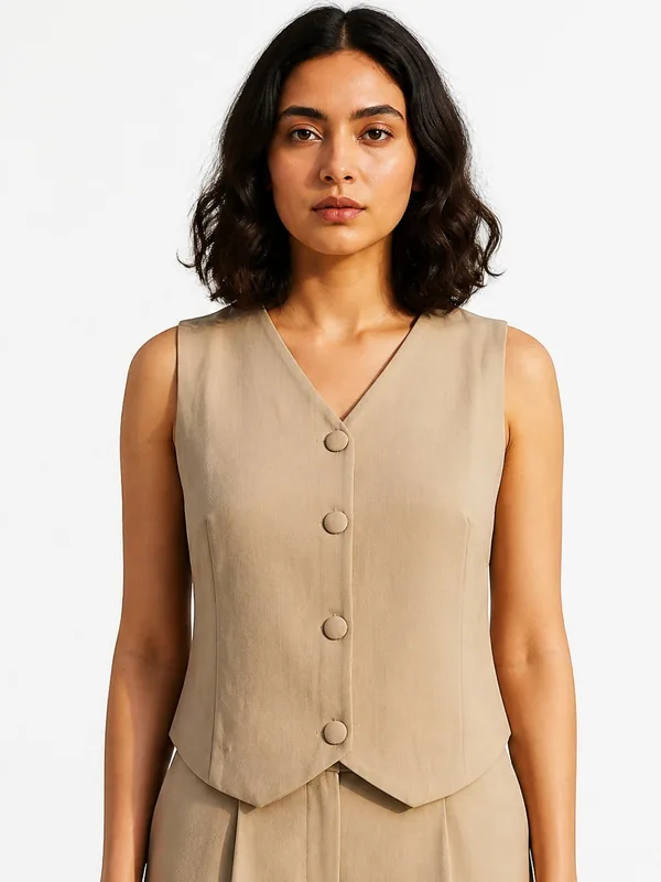 The Ecru Embrace Vest
